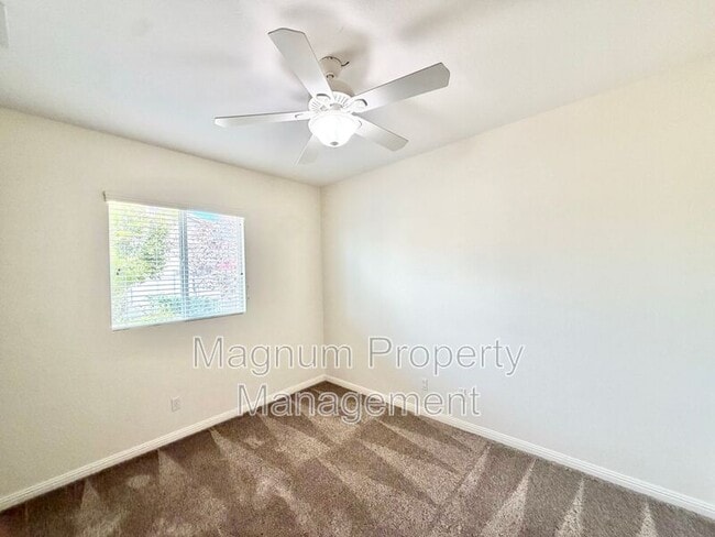 Building Photo - 33205 Gypsum St