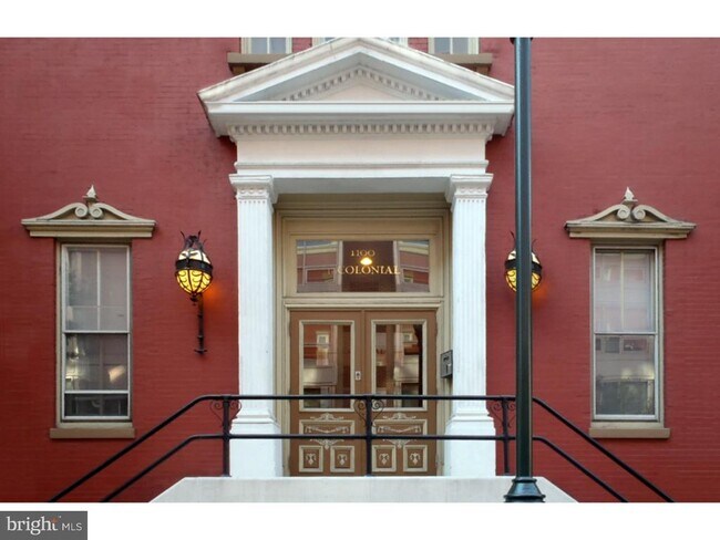 Primary Photo - 1100 Spruce St