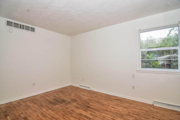 Building Photo - 2407 Clark Ln