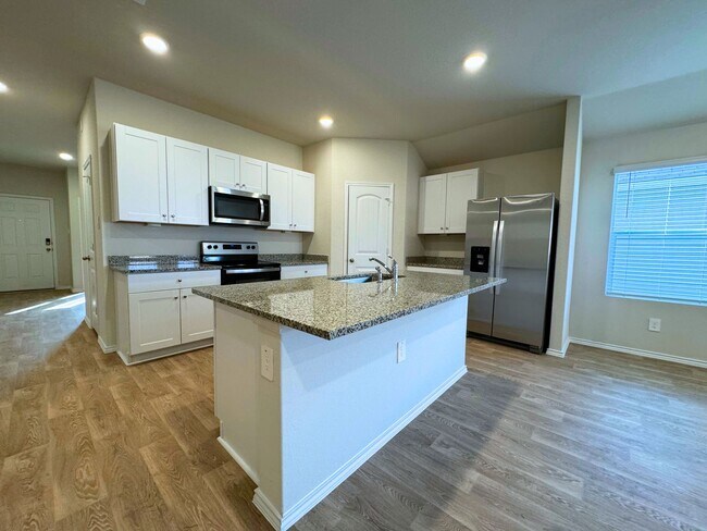 Building Photo - 4 BR + OFFICE / 3 BA in Seguin - 2042 SF One-Story Home - Arroyo Ranch!