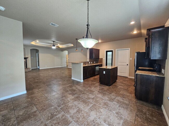 Building Photo - 6211 Newcastle Dr