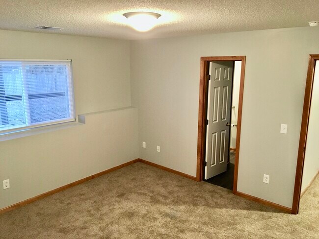 Building Photo - 23512 W 73rd St