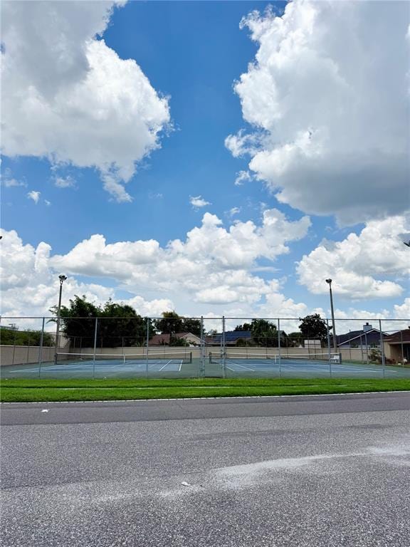 Building Photo - 633 Desoto Dr