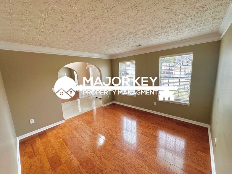 Building Photo - 425 Brunswick Cir