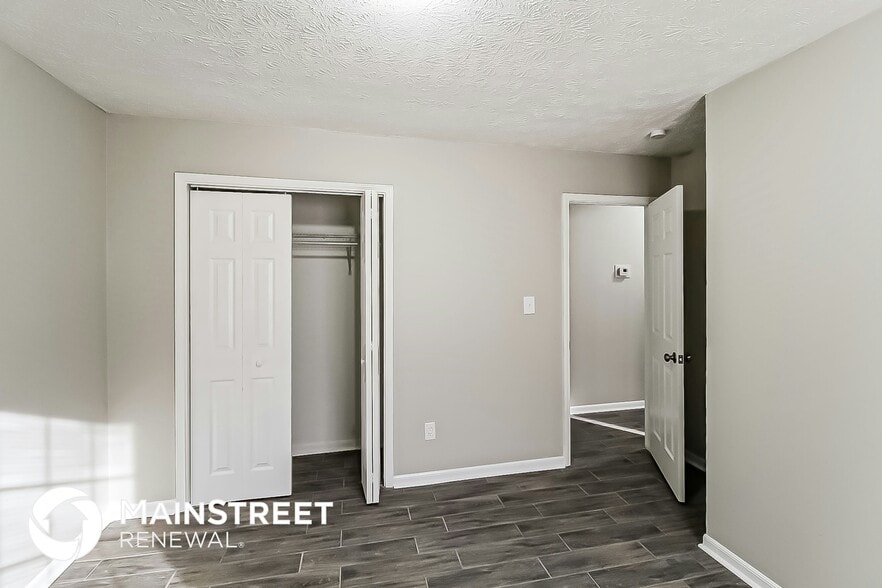 Building Photo - 7326 Exeter Ct