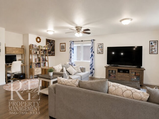 Building Photo - Spacious 3-Story Home with Flexible Living Space, Heat Pump & Private Deck Retreat