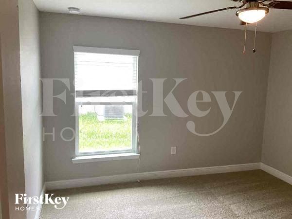 Building Photo - 2602 Beeville Ave