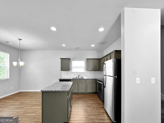 Building Photo - 1067 Lear Dr