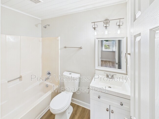 Building Photo - 312 Eunice Dr
