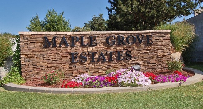 Building Photo - Maple Grove Estates