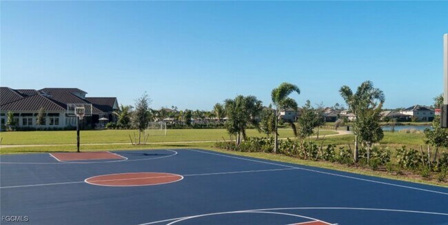 Building Photo - 11171 Canopy Loop