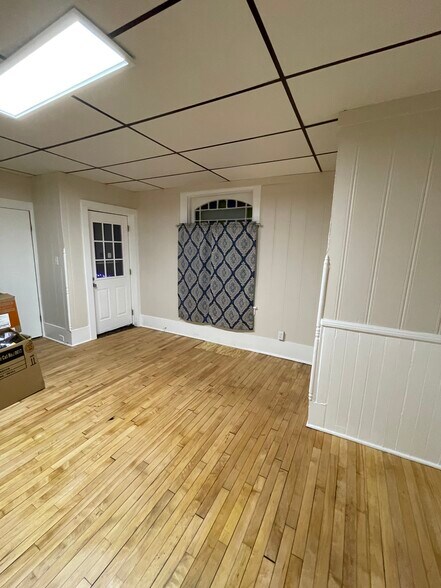Building Photo - 622 Jefferson St Apt A