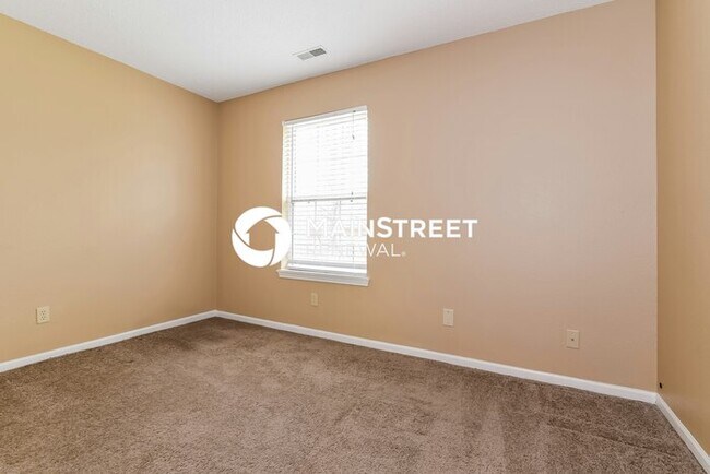 Building Photo - 3 Bedroom Pet-Friendly Home in Avon, IN with Main Street Renewal