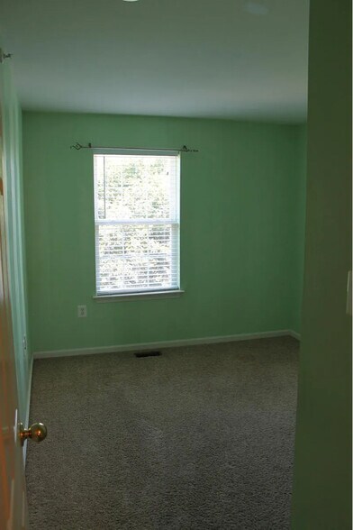 Building Photo - 4641 Kings Mill Way