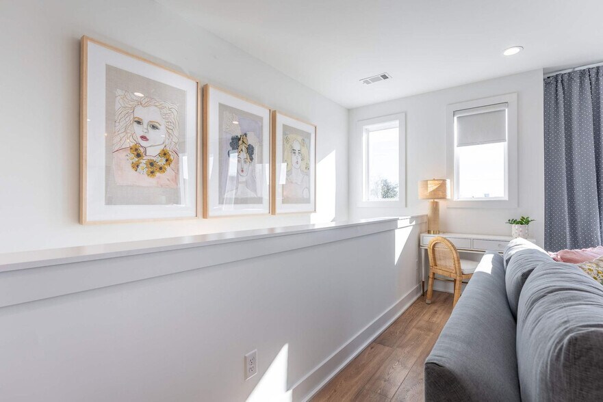 Building Photo - 113 Lucile St