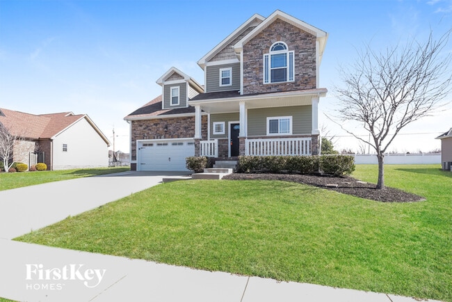 Building Photo - 669 Richards Dr