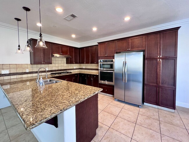 Building Photo - $2,695 Church & Clovis Ave., 4 Bedroom House - Edna Ave. Fresno / Energy Efficient