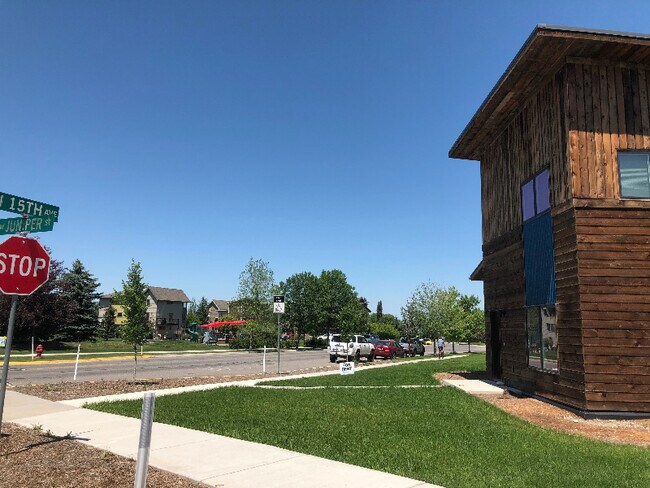 Building Photo - 1016 N 15th Ave