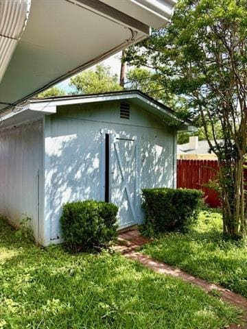 Building Photo - 5604 Lake Highlands Dr