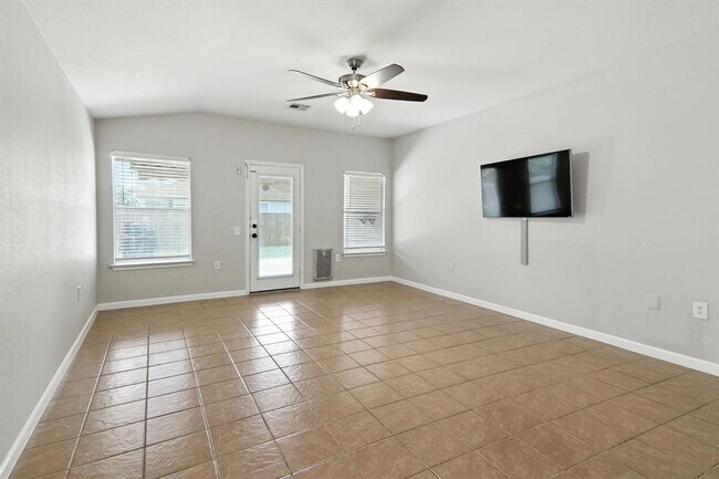 Building Photo - 12613 Paloma Blanca Way