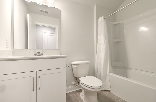 Building Photo - Cane Bay home available!