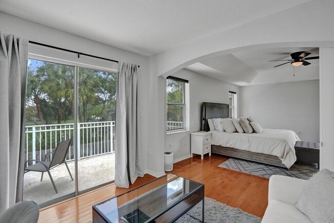 Building Photo - 16405 Diamond Head Dr