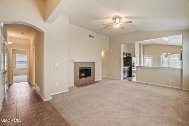 Building Photo - 2932 Pino Triste Dr