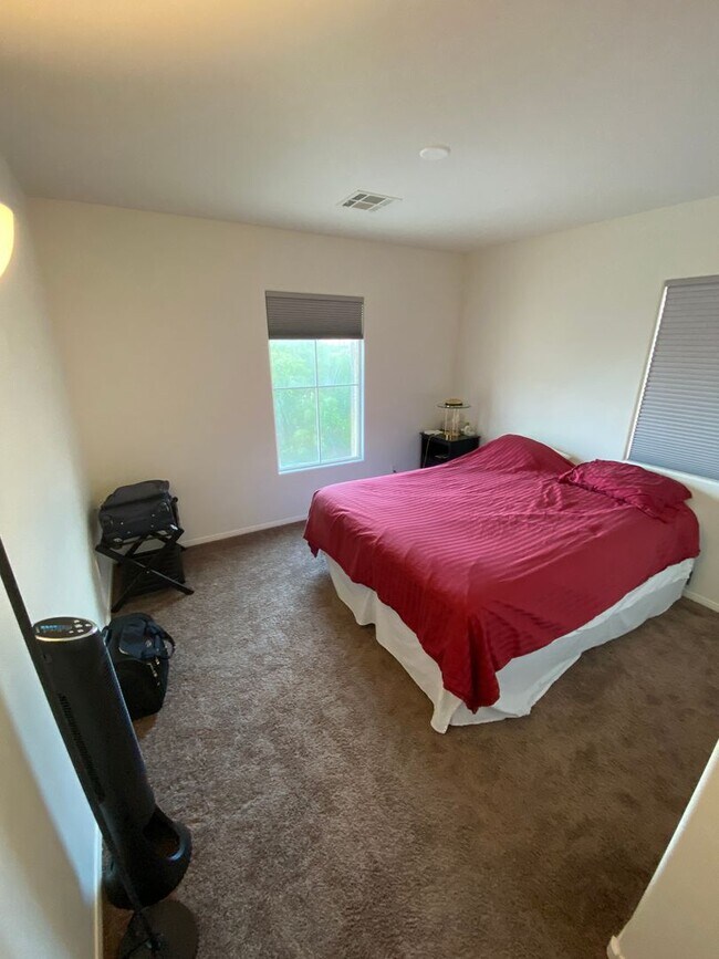 Building Photo - *COMING SOON* LAS VEGAS TWO STORY HOME WITH  4 BEDROOMS!!