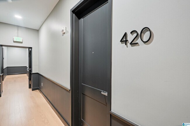 Building Photo - 2212 1st Ave N