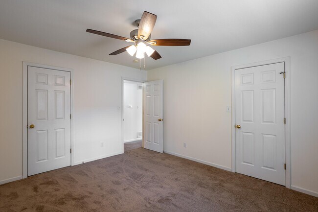 Building Photo - 5003 Roscoe Rdg