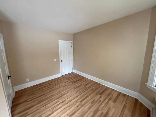 Building Photo - 29-31 Palmer Ave