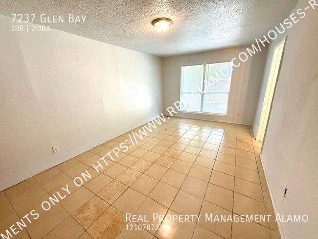 Building Photo - 7237 Glen Bay Dr