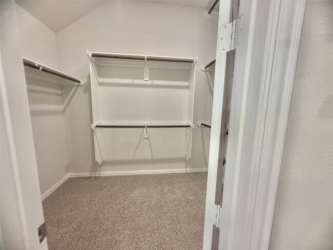 Building Photo - 6123 Severson Lake Ct