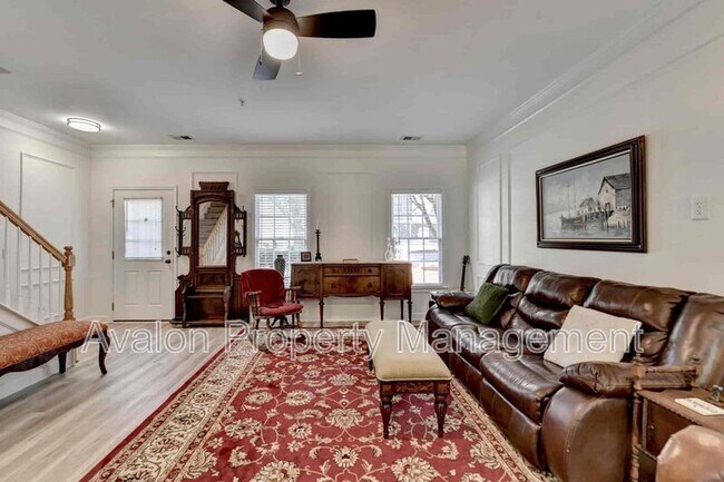 Building Photo - 1213 Harris Commons Pl