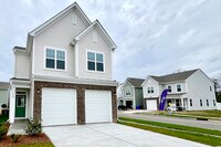 Building Photo - 1649 Stanley St