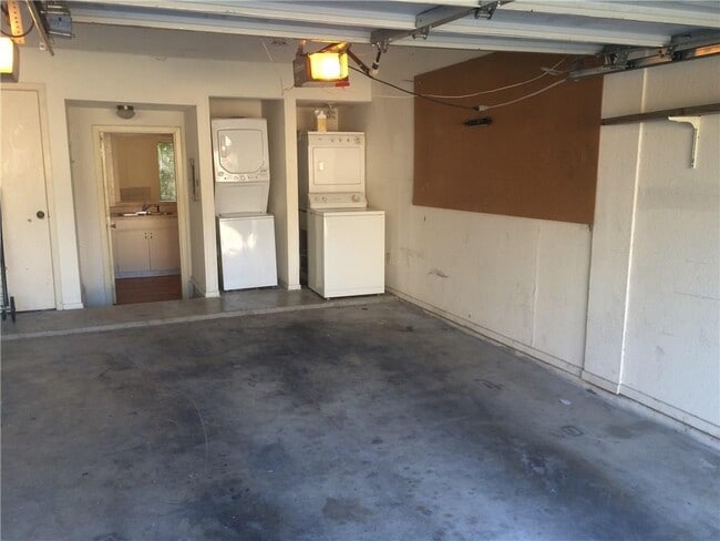 Building Photo - 2612 San Pedro St