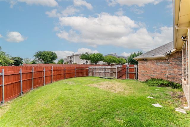 Building Photo - 2832 Bluffview Dr