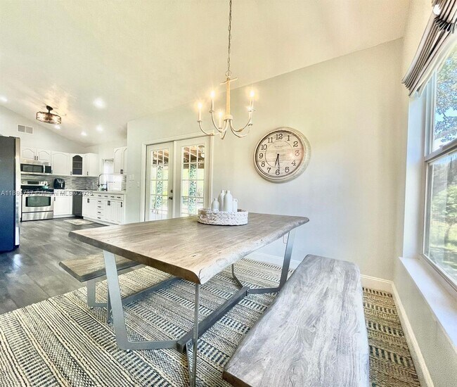 Building Photo - 4700 Regina Dr