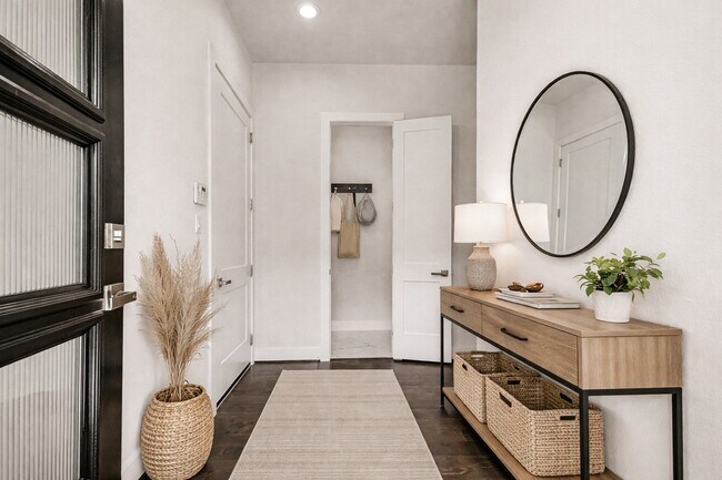 Building Photo - 111 E 33rd St