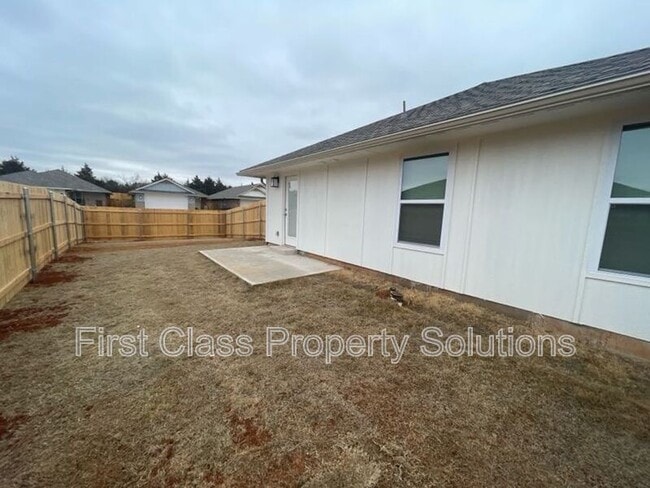 Building Photo - 19917 Forsythe Dr