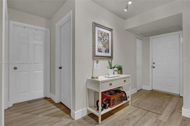 Building Photo - 2505 NW 49th Terrace
