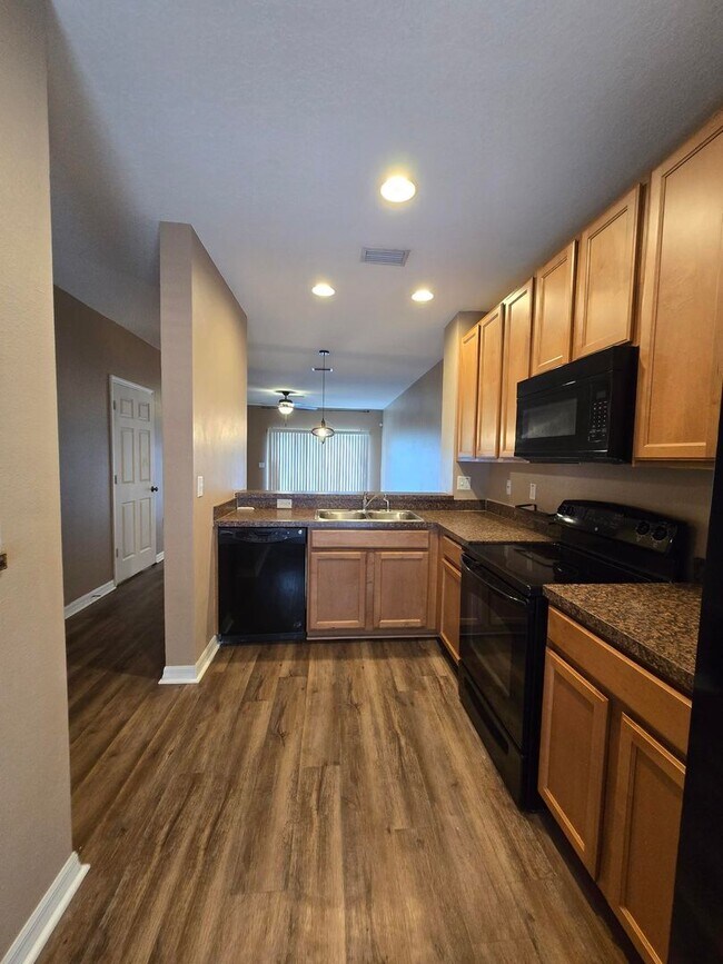 Building Photo - 8533 Gablebend Way