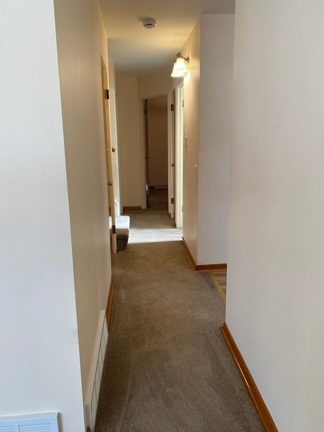 Building Photo - 4517 Cracow Ave