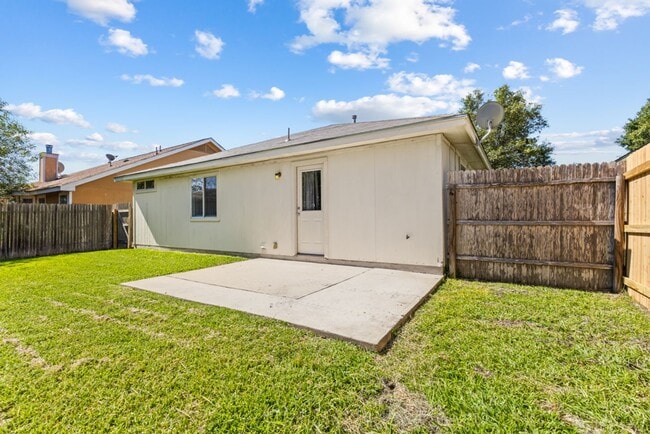 Building Photo - 8519 Snakeweed Dr