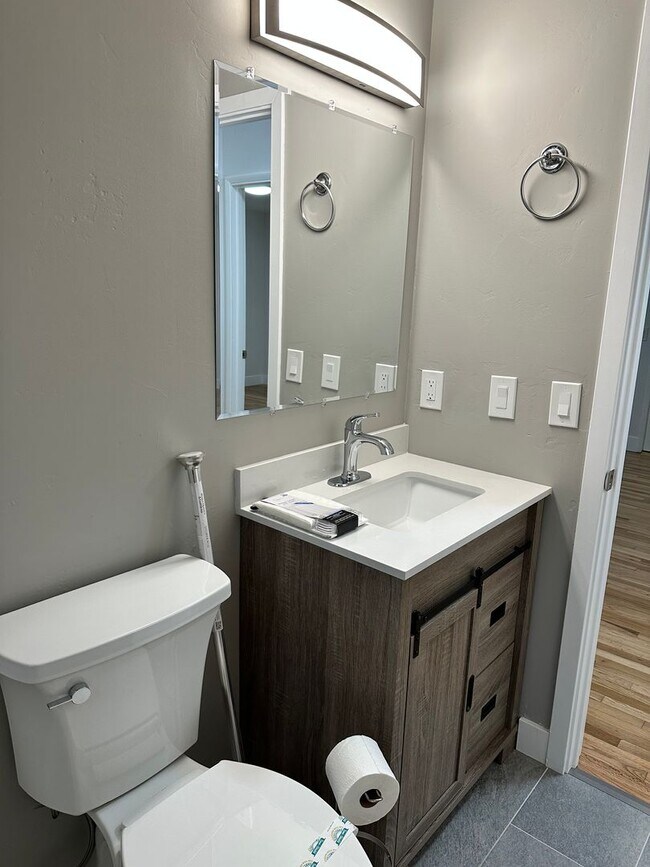 Building Photo - buena44