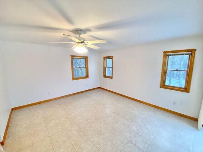 Building Photo - 1266 Old Creamery Rd