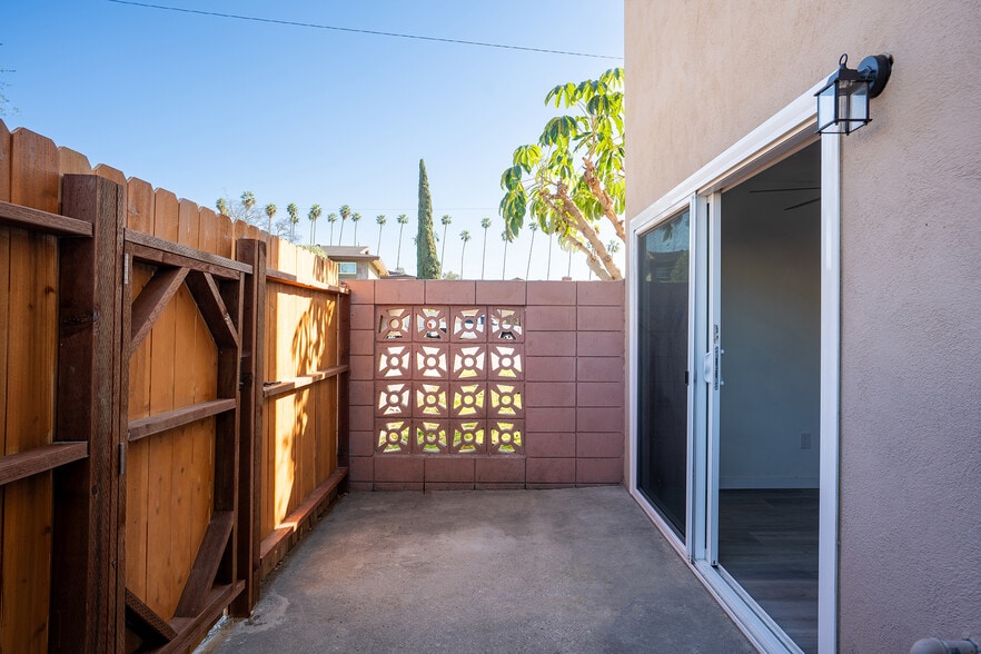 Building Photo - Canyon Edge Townhomes