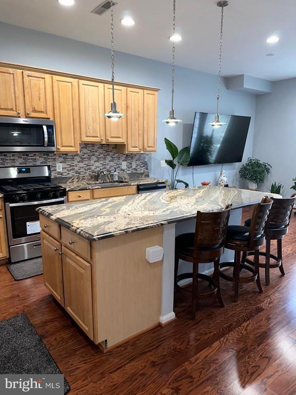 Building Photo - 20332 Charter Oak Dr