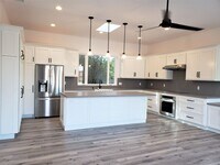 Building Photo - Newer Construction, 2BD/2BA House on Private Drive in Leucadia: Minutes to Beach, Town, YMCA!