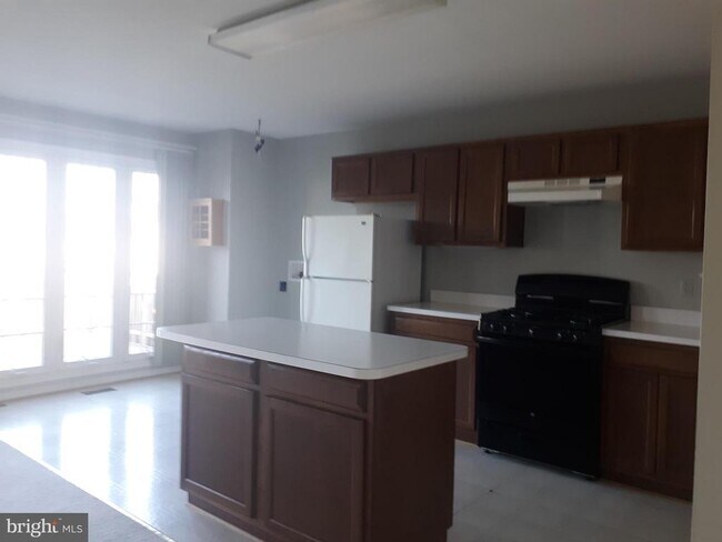 Building Photo - 16804 Winston Ln